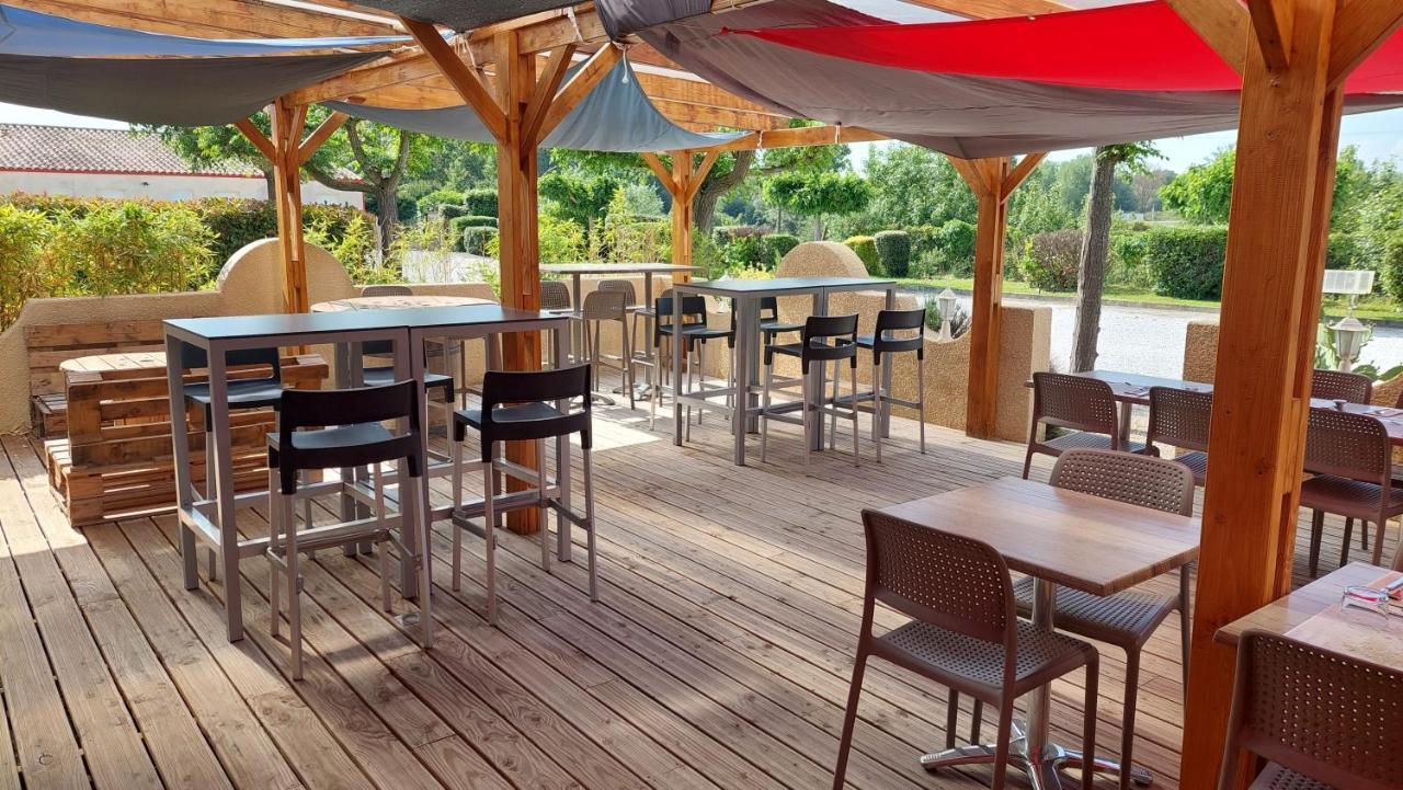 Logis Hotel Restaurant Le Clos Saint Loup Bram Bagian luar foto