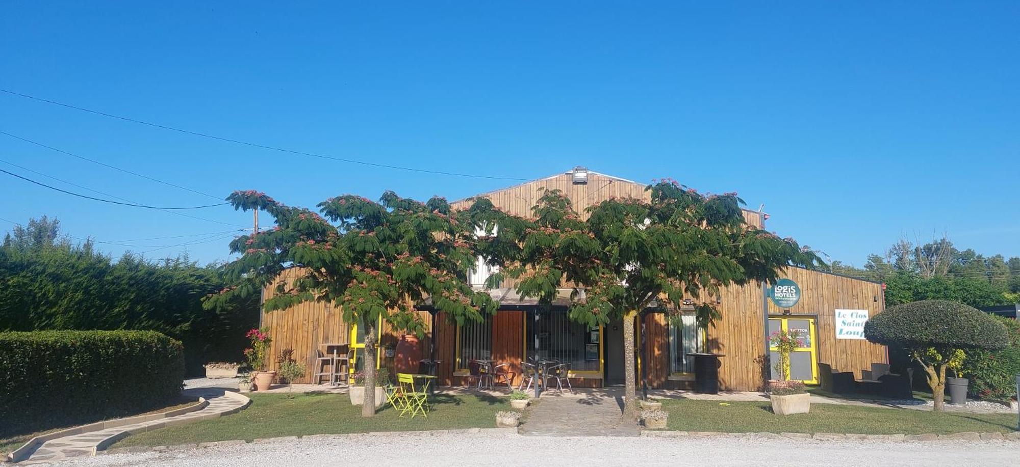 Logis Hotel Restaurant Le Clos Saint Loup Bram Bagian luar foto